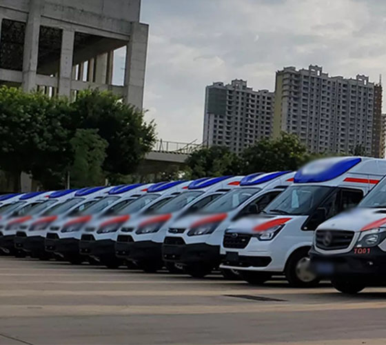 鲁甸县服务车队展示