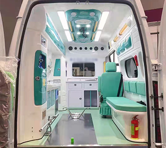 鲁甸县车辆内部展示